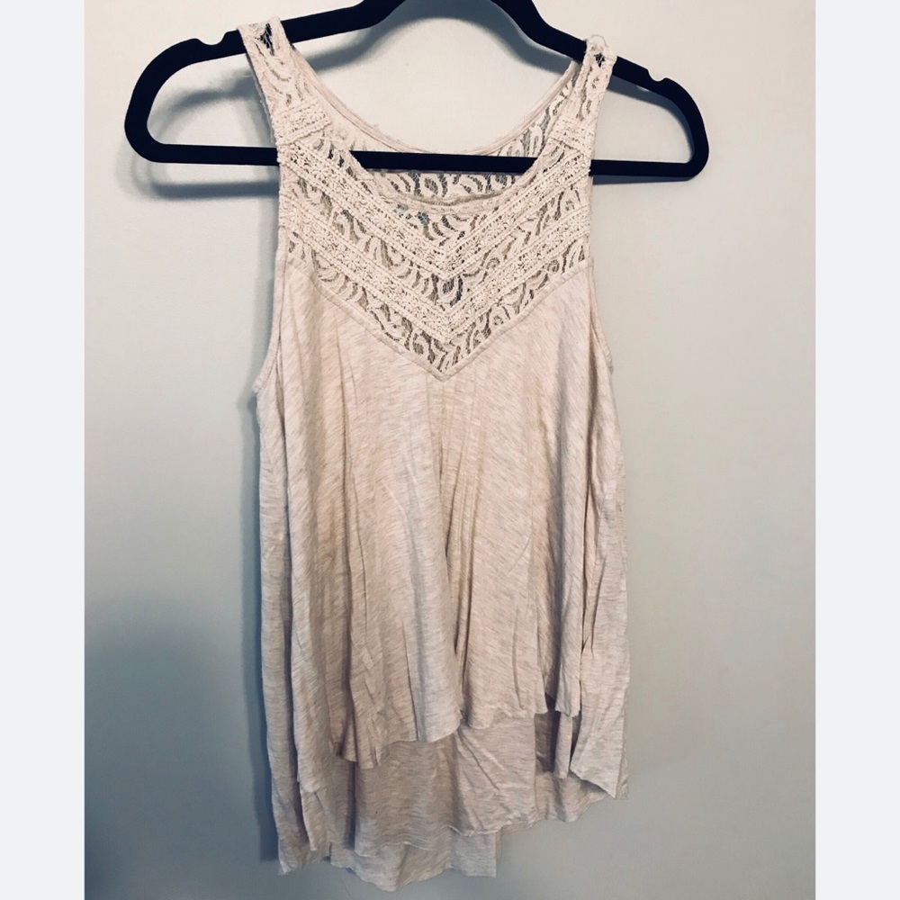 Lace-detailed Cute Tank top 🌸🌼
